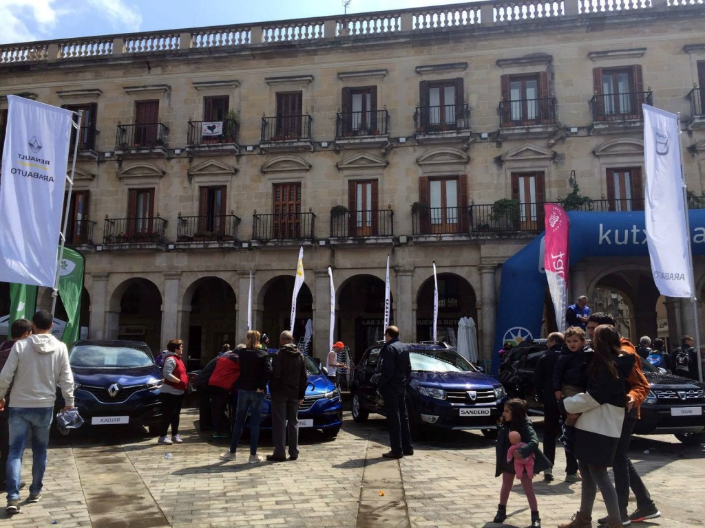 exposicion coches maraton martin fiz