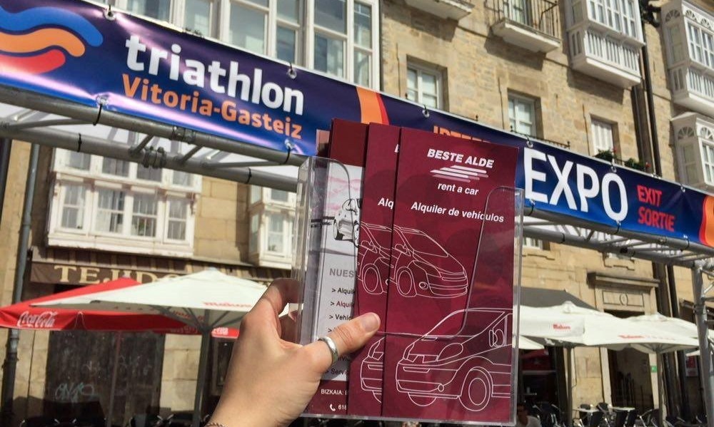 El calor y Gaursa Rent a Car protagonistas en el Triathlon de Vitoria-Gasteiz